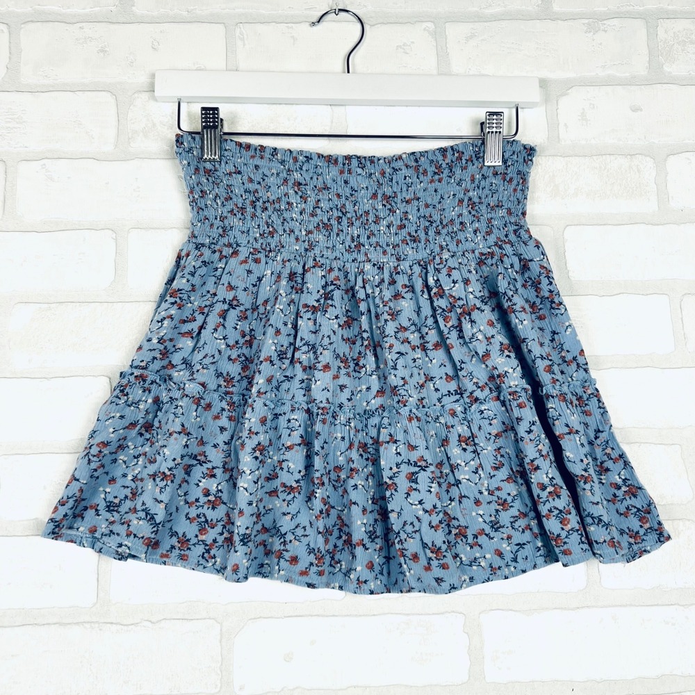 Hippie Rose Kids Blue‎ Floral Smocked Tiered Mini Skirt Large 1W50787